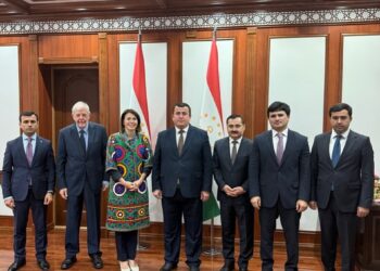 Вохӯрӣ бо роҳбари корҳои ташрифотӣ ва маъмурии Ҳукумати Фландрияи Шоҳигарии Белгия